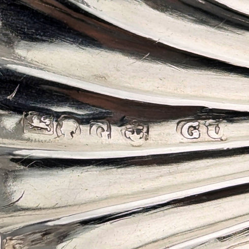 1855年 英国アンティーク 純銀製 葡萄装飾 ティーキャディースプーン George Unite